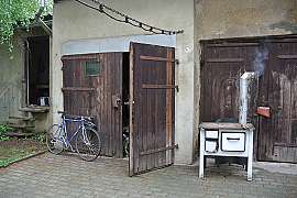Hofstilleben mit Küchenhexe